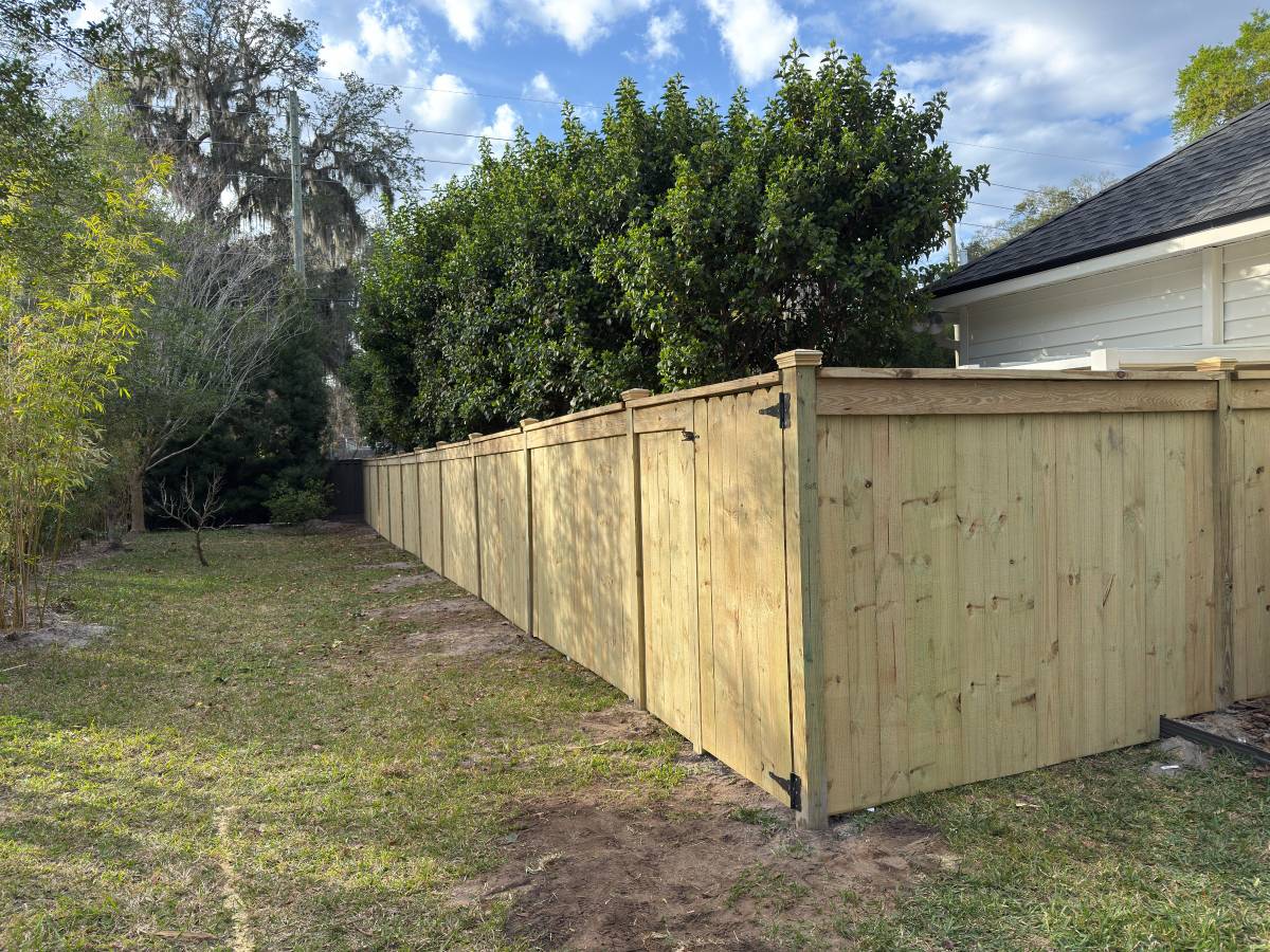Privacy fencing